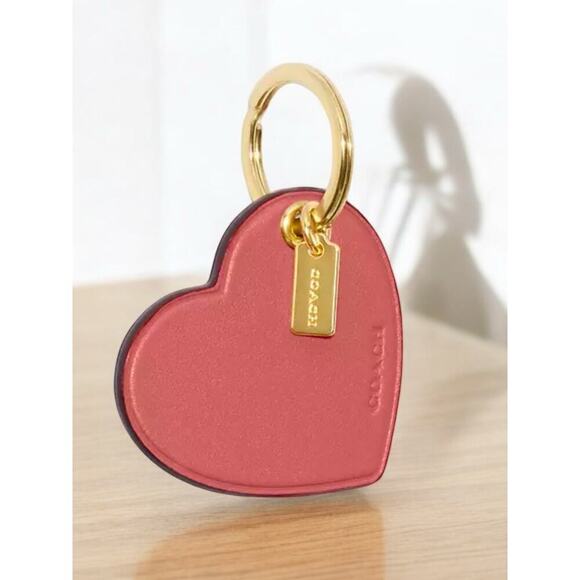 NWT Coach CF155 Heart Leather Bag Charm - Picture 1 of 4
